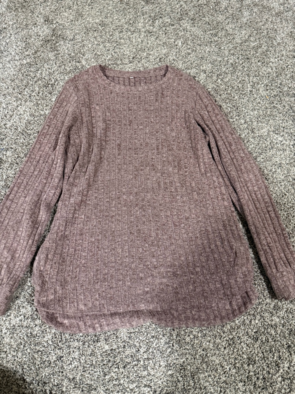 Ribbed Knit Long-Sleeve Sweater in Mauve